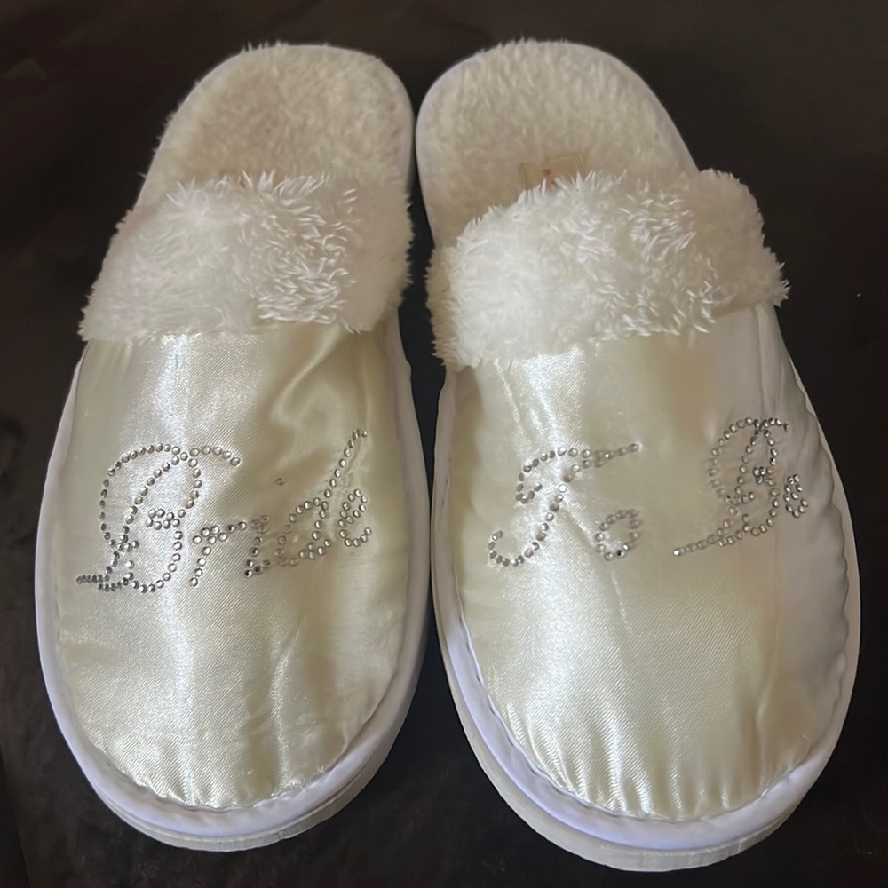 Bride to be slippers- one size